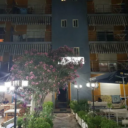 Restorant Luani 4* Spille